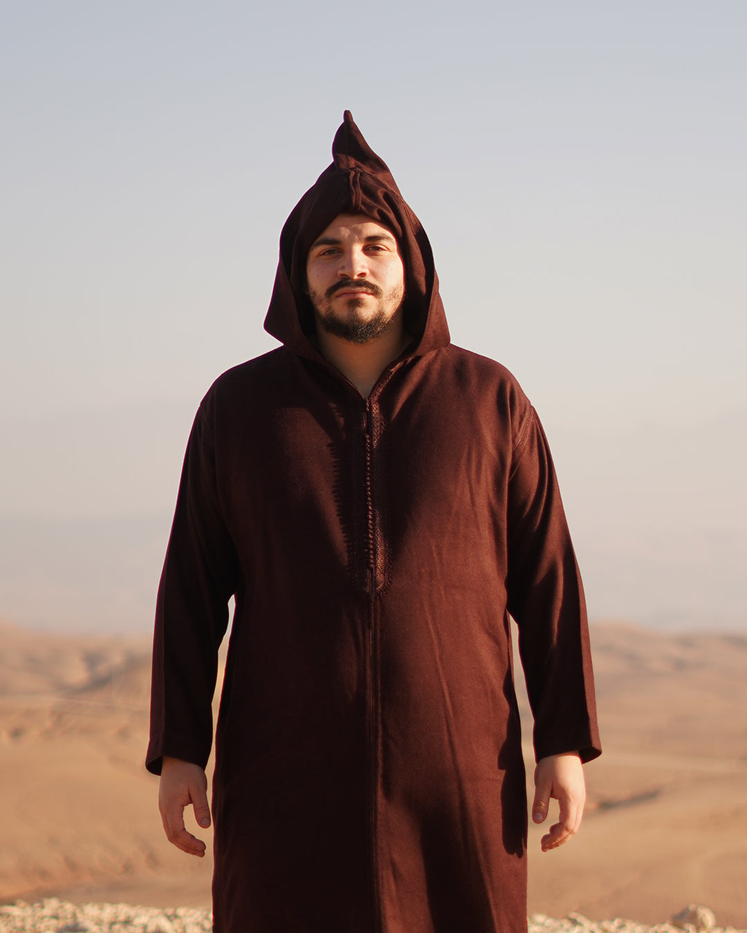 Djellaba outlet with hand-sewn hood